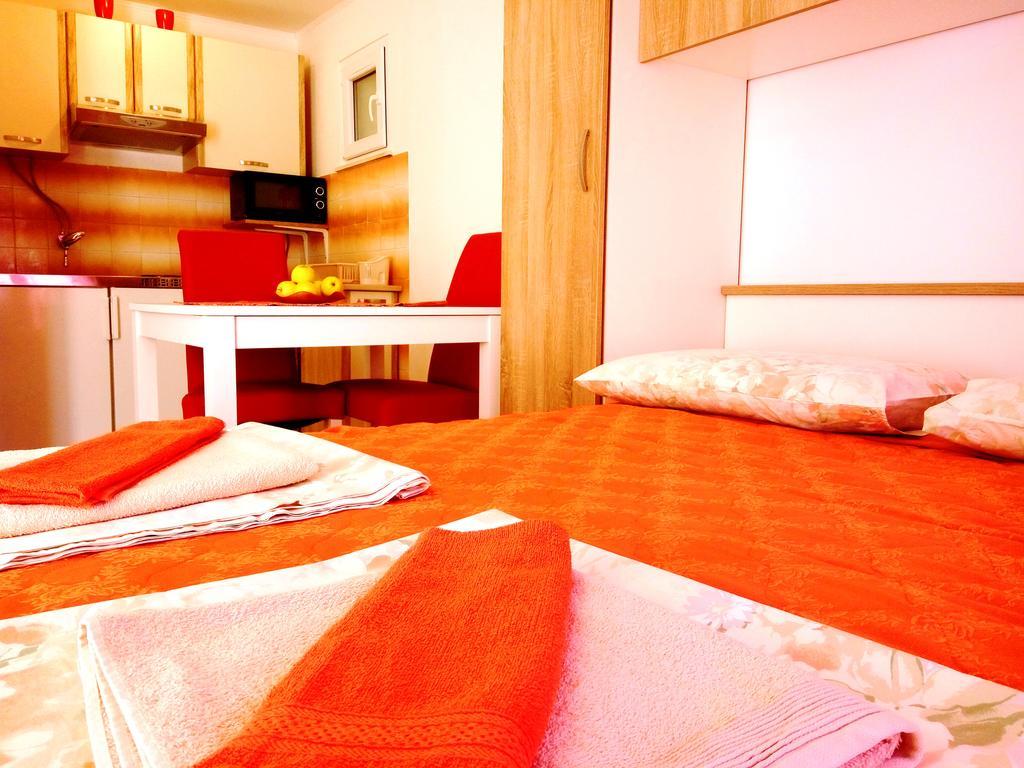Guest House Kate 믈리니 외부 사진