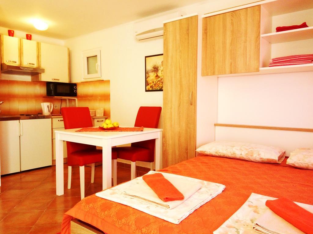 Guest House Kate 믈리니 외부 사진